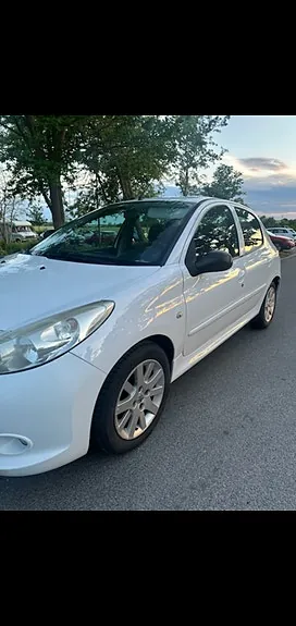 Peugeot 206 2010 photo 5