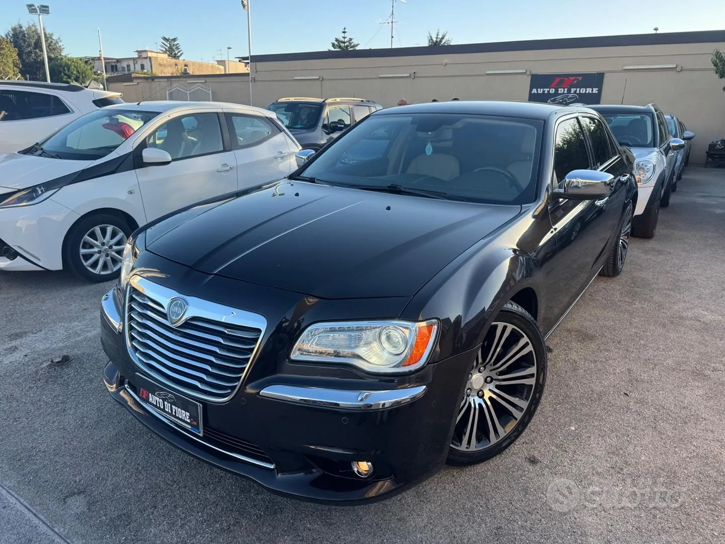Lancia Thema 2012 photo 2