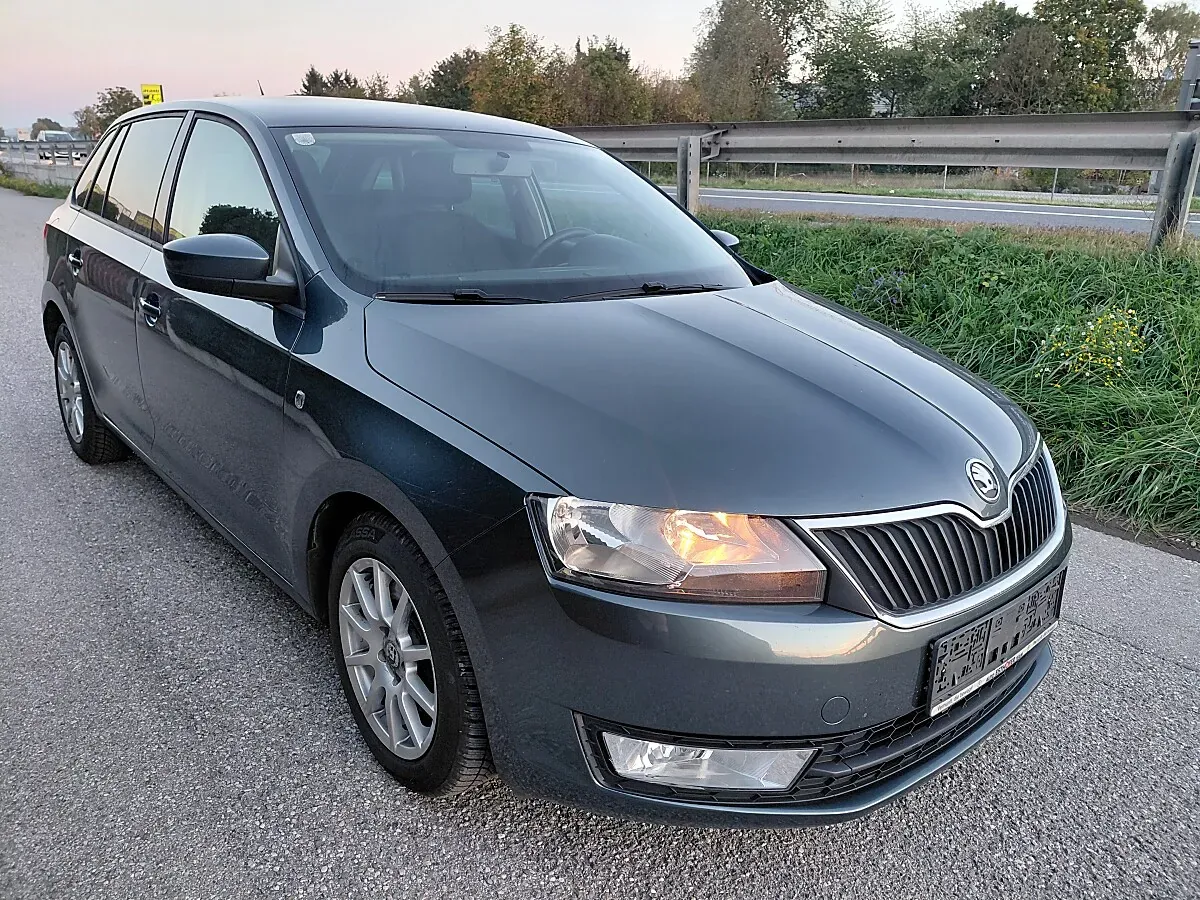 Skoda Rapid 2015 photo 3