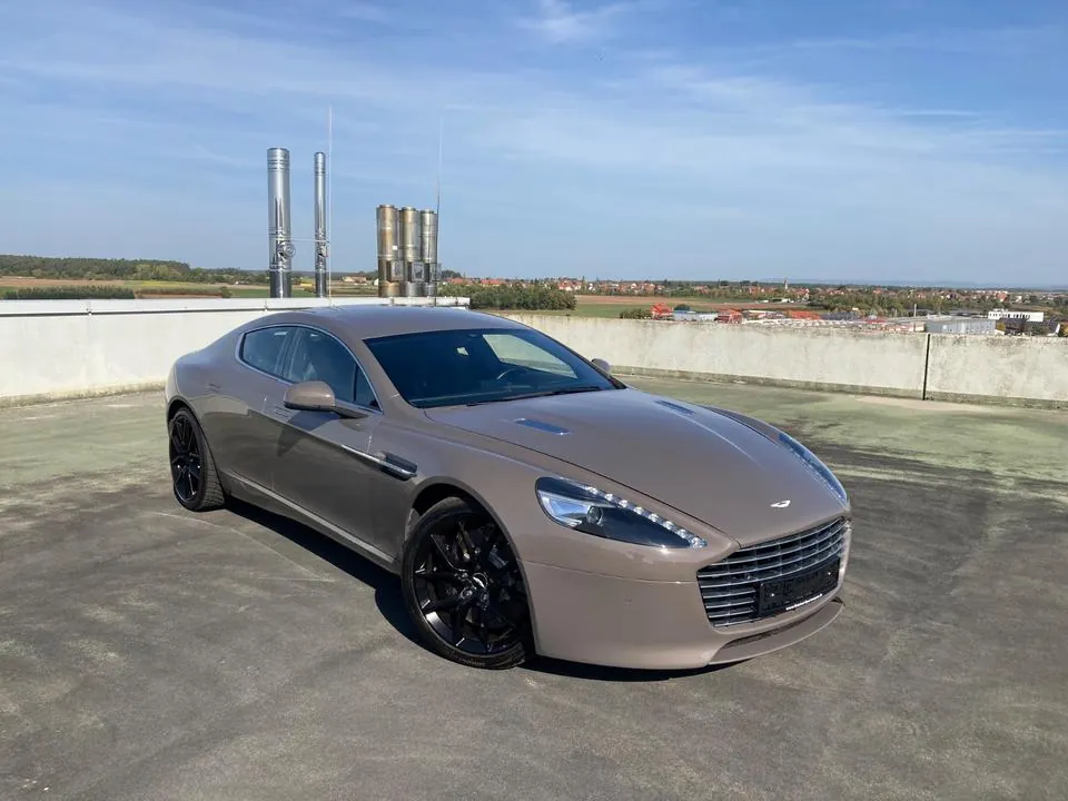 Aston Martin Rapide S