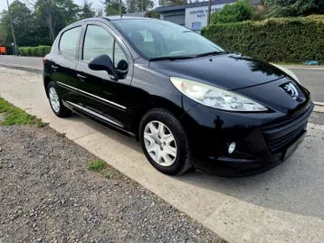 Peugeot 207 2013 photo 3