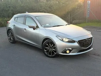 Mazda Axela 2015 photo 5