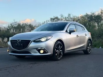 Mazda Axela 2015 photo 2