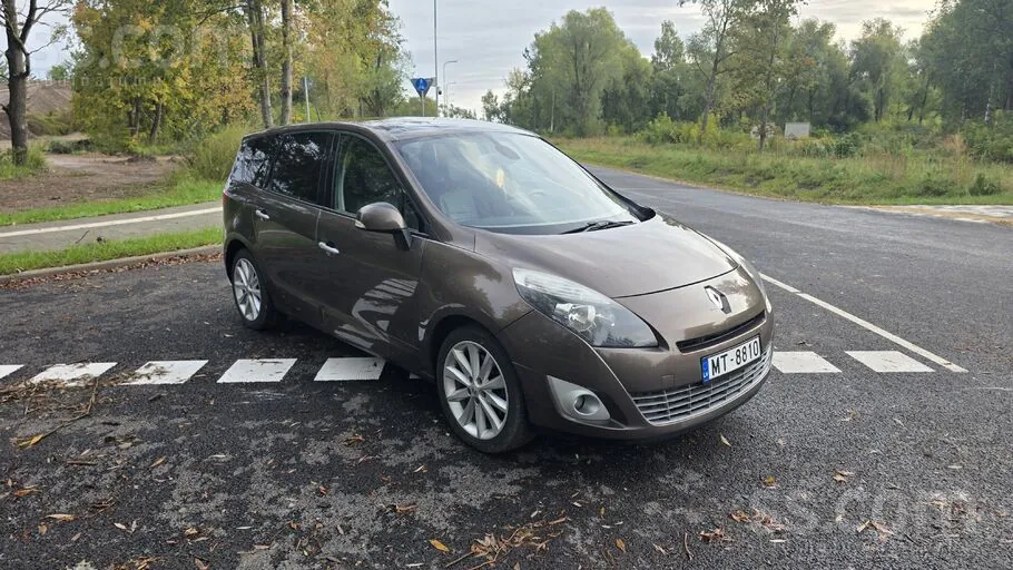 Renault Grand Scenic 2009 photo 2
