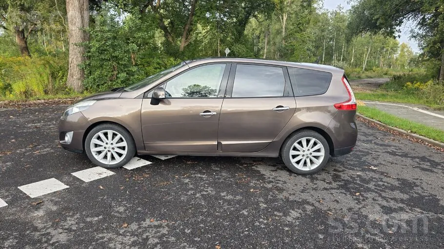 Renault Grand Scenic 2009 photo 3