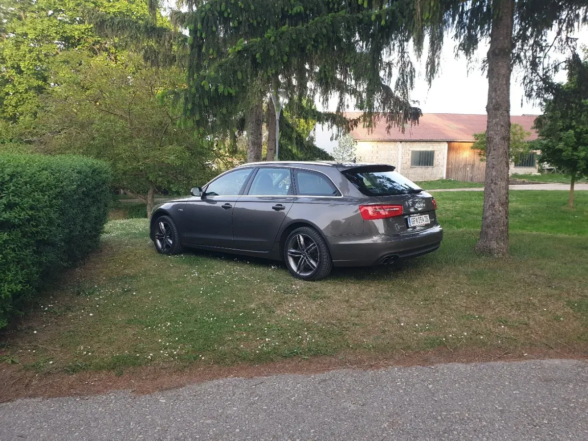 Audi A6 Avant 2015 photo 2