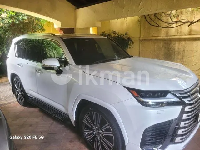 Lexus Lx500D