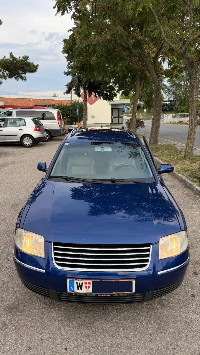 Volkswagen Passat 2002 photo 2