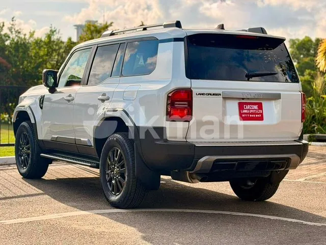 Toyota Land Cruiser Prado 2026 photo 3