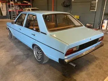 Audi 80 photo 3
