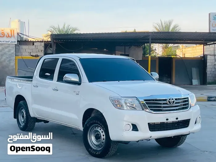 Toyota Hilux 2012 photo 3