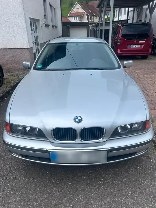 BMW 5