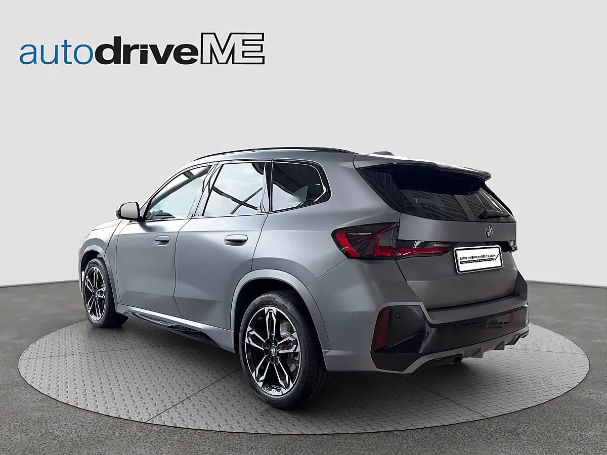 BMW X1 photo 3