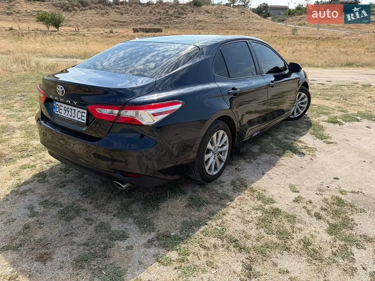 Toyota Camry 2018 photo 5