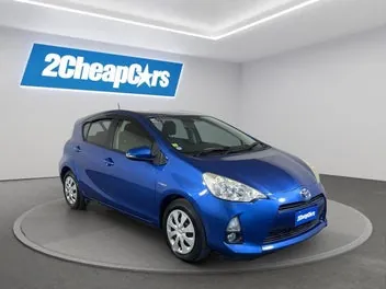 Toyota Aqua 2014 photo 4