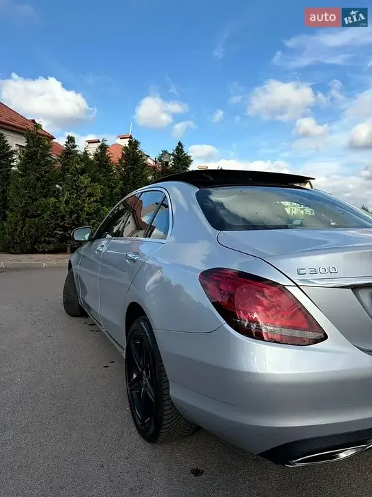 Mercedes-Benz C-Class 2020 photo 3