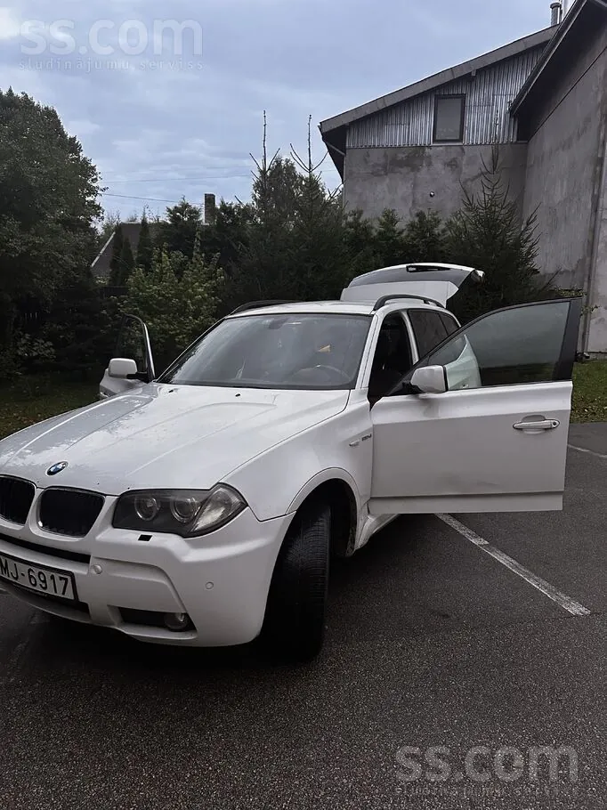 BMW X3 2008 photo 2