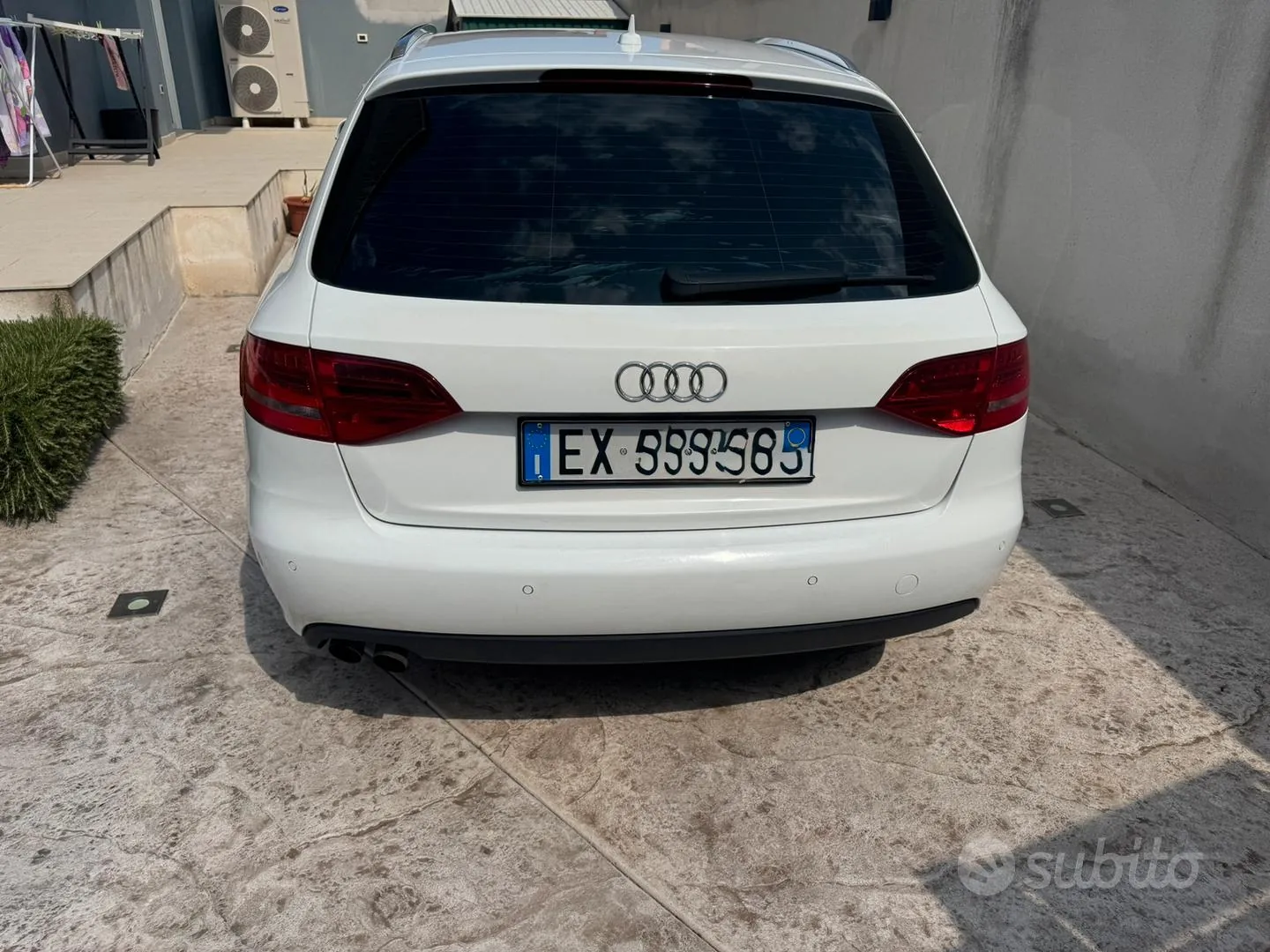 Audi A4 Avant 2011 photo 4