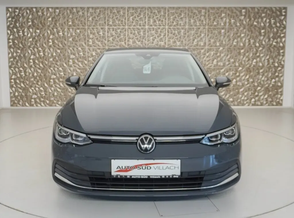 Volkswagen Golf 2022 photo 3