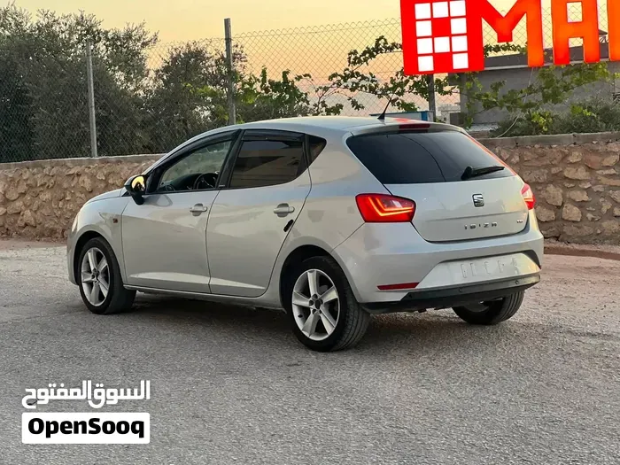 Seat Ibiza 2016 photo 3