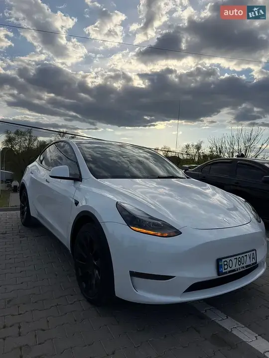 Tesla Model Y 2021 photo 5
