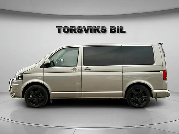 Volkswagen Multivan 2012 photo 3