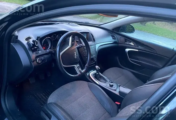 Opel Insignia 2010 photo 5
