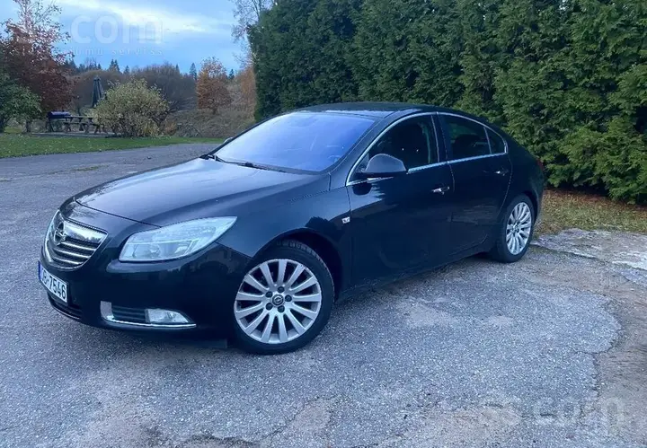 Opel Insignia 2010 photo 2