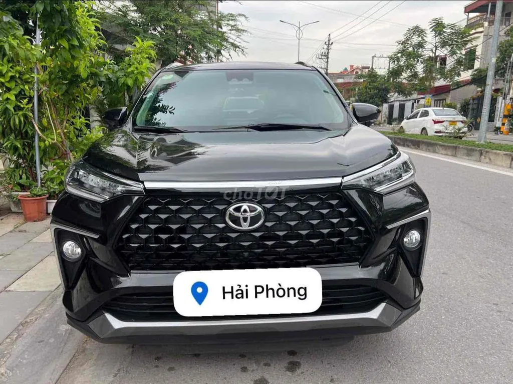Toyota Veloz Cross