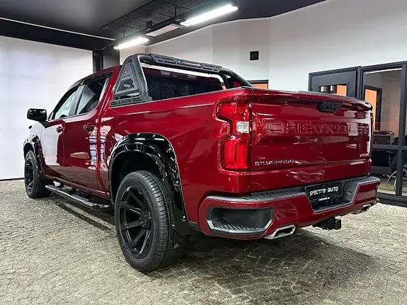 Chevrolet Silverado 1500 2023 photo 3