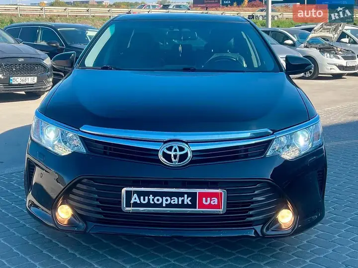 Toyota Camry 2016 photo 2