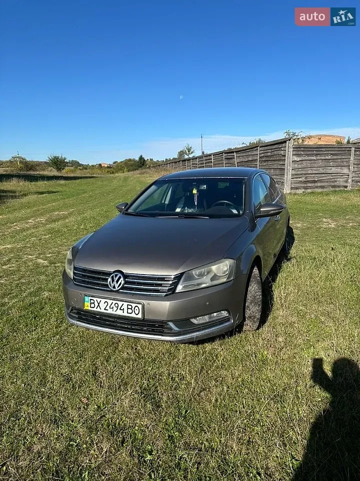 Volkswagen Passat 2011 photo 4