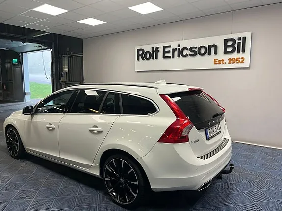 Volvo V60 2015 photo 3