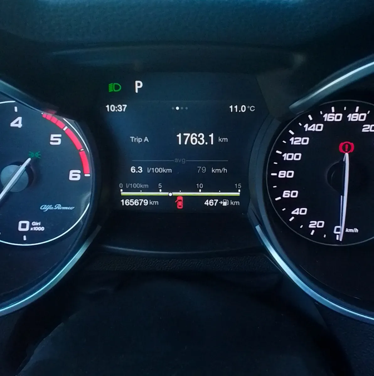 Alfa Romeo Stelvio 2017 photo 2