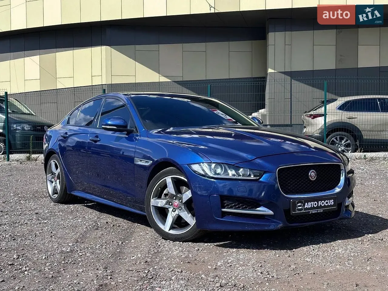 Jaguar Xe