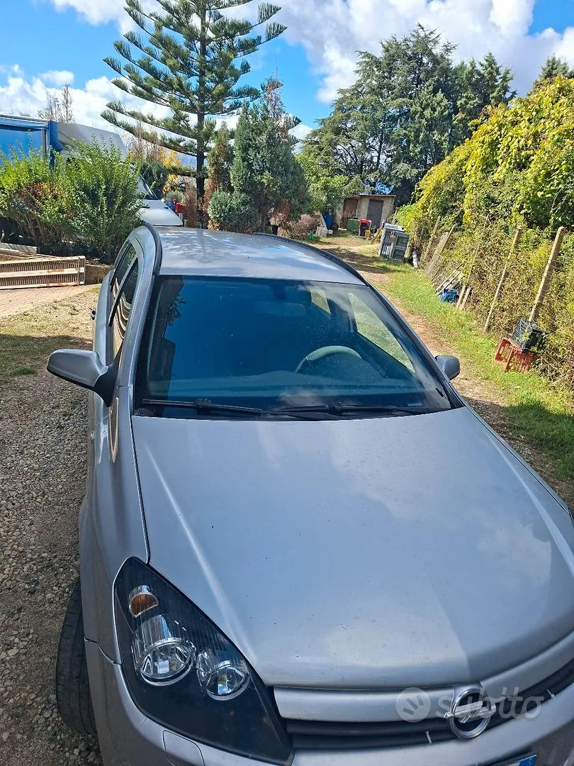 Opel Astra 2005 photo 2