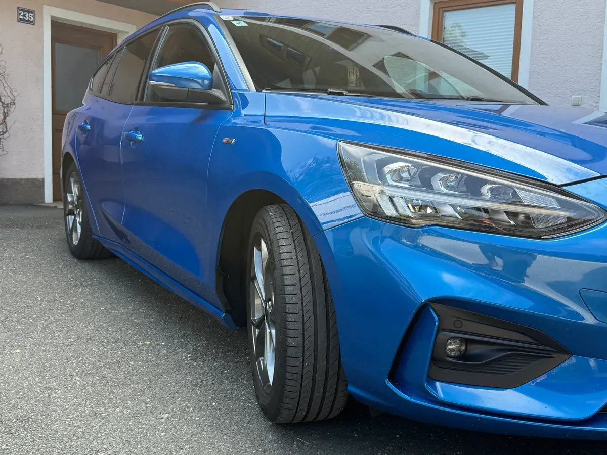 Ford Focus 2019 photo 3