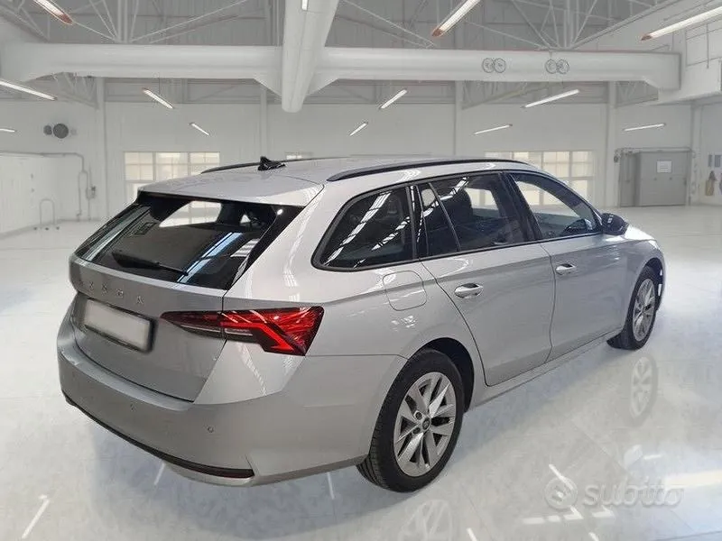 Skoda Octavia 2025 photo 4