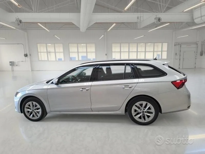 Skoda Octavia 2025 photo 5