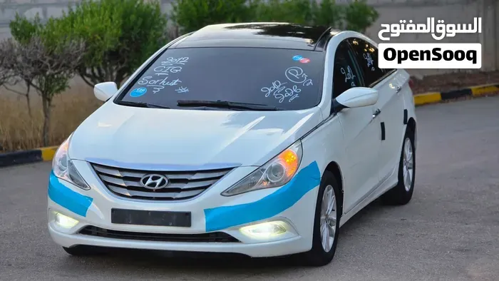 Hyundai Sonata 2012 photo 2