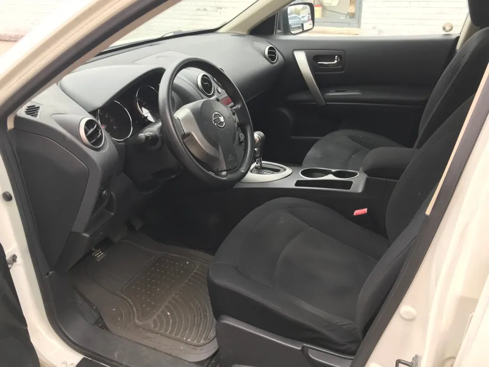 Nissan Rogue 2010 photo 5
