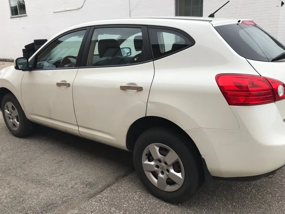 Nissan Rogue 2010 photo 4