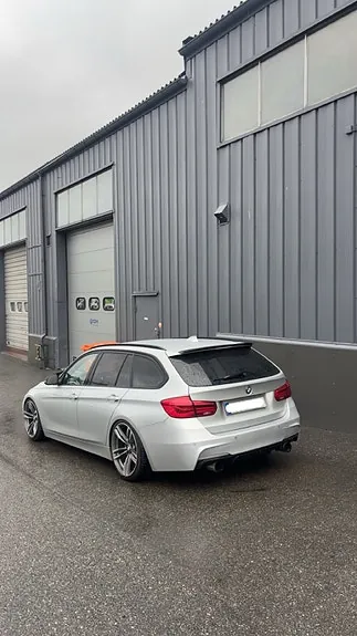 BMW 330D 2016 photo 2