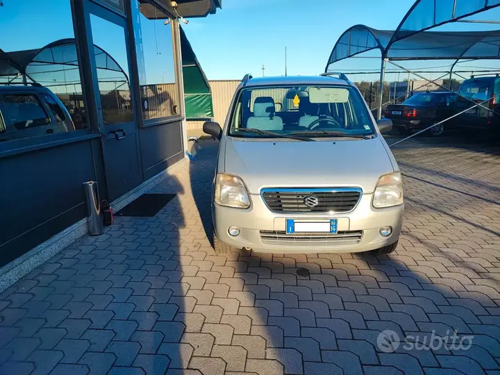 Suzuki Wagon R 2002 photo 3