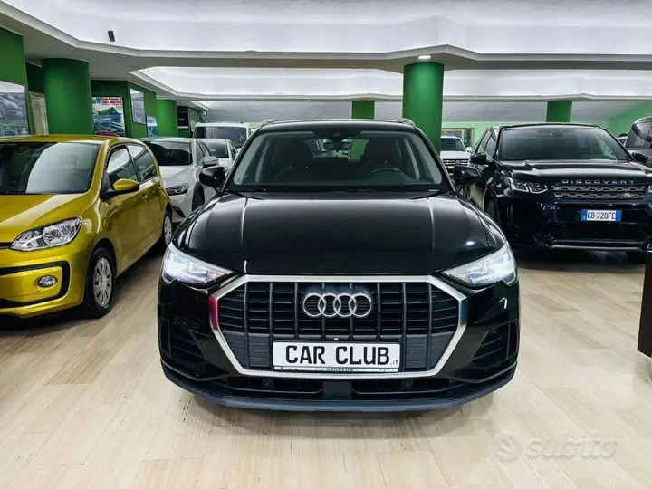 Audi Q3 2023 photo 2