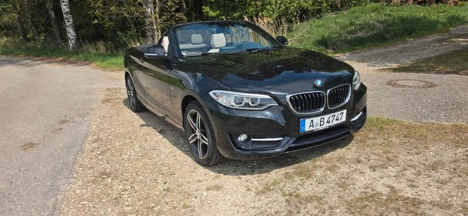 BMW 220I