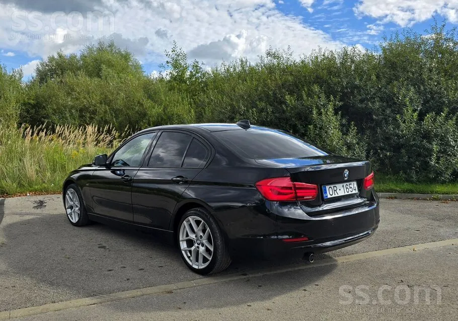 BMW F30 2015 photo 4