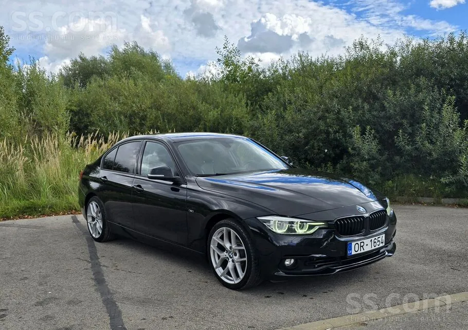 BMW F30 2015 photo 3