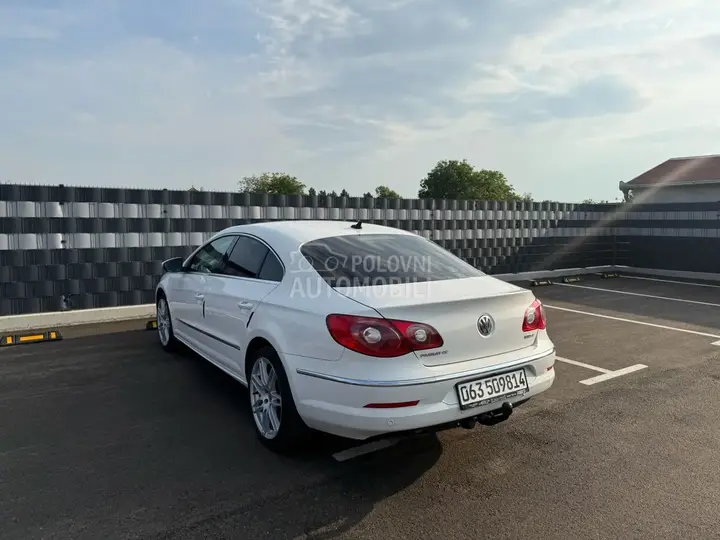 Volkswagen Passat Cc 2012 photo 4