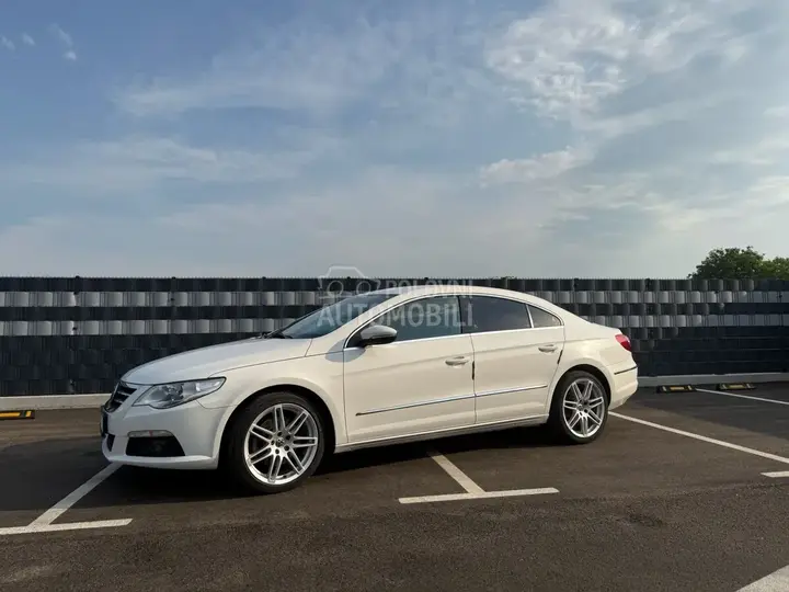 Volkswagen Passat Cc 2012 photo 2